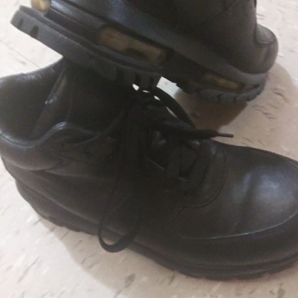 Boots - Picture 7 of 8